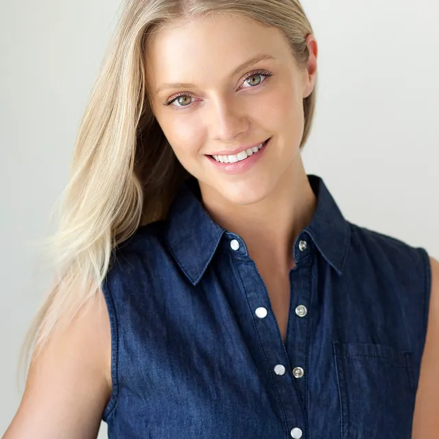 Elle Evans